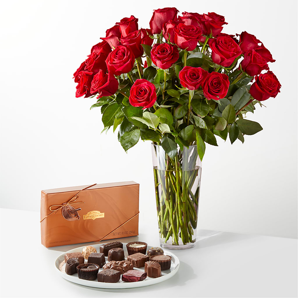 Romantic Long Stem Red Rose Bouquet Bundles – RANCHVIEW FLORAL & INTERIORS, Overland Park KS