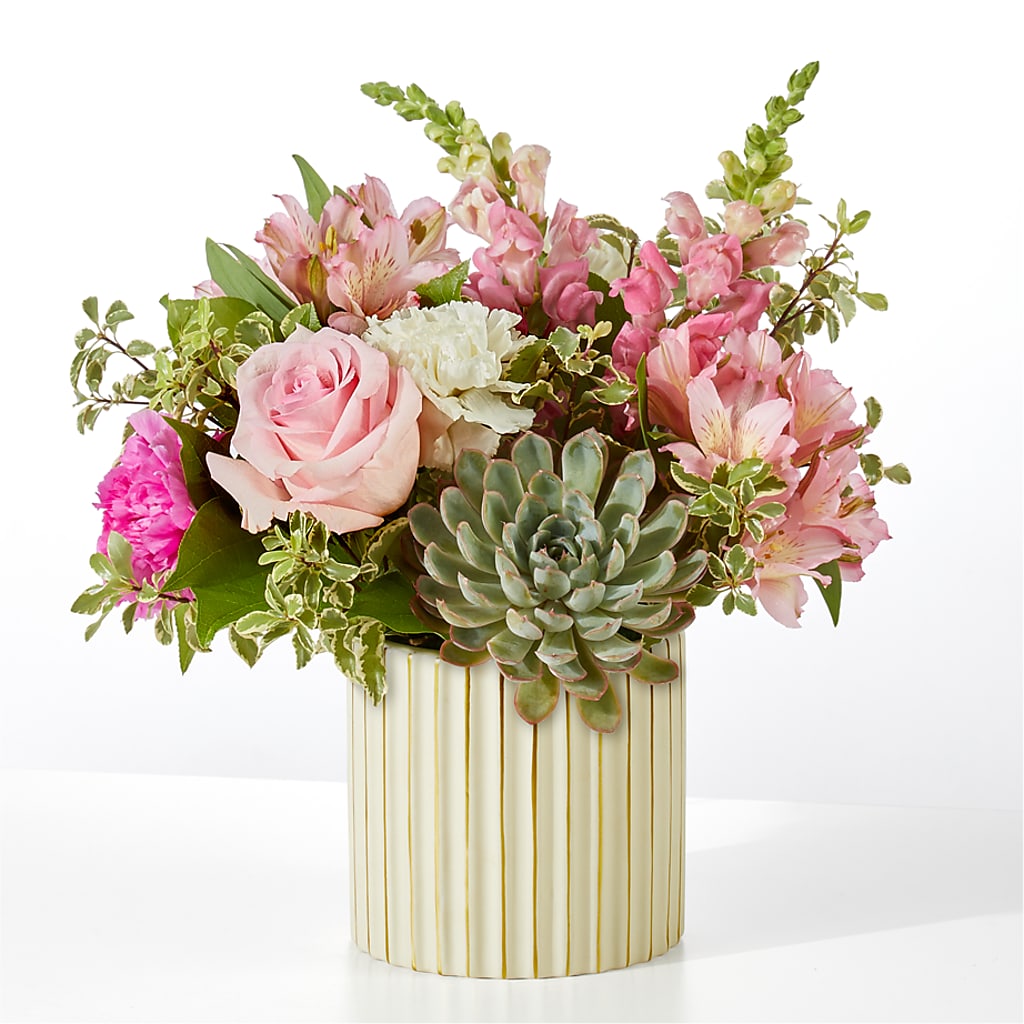 Magenta Musings Bouquet – RANCHVIEW FLORAL & INTERIORS, Overland Park KS