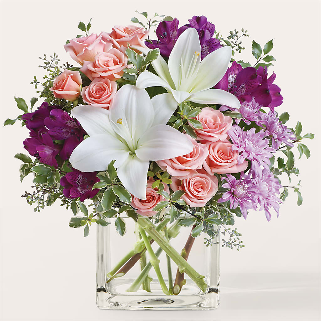 Mani Pedi Bouquet – RANCHVIEW FLORAL & INTERIORS, Overland Park KS