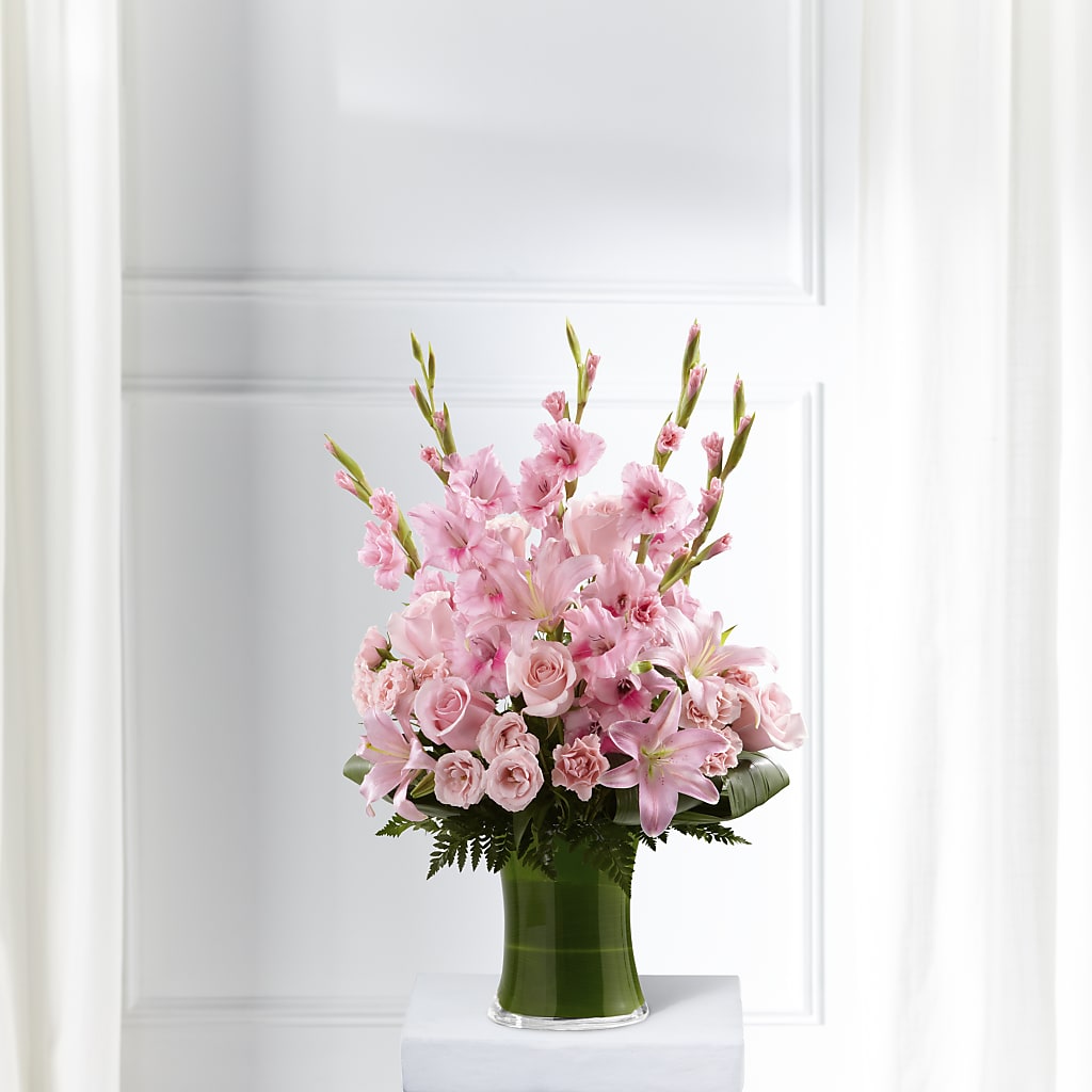 Lovely Tribute Bouquet – RANCHVIEW FLORAL & INTERIORS, Overland Park KS
