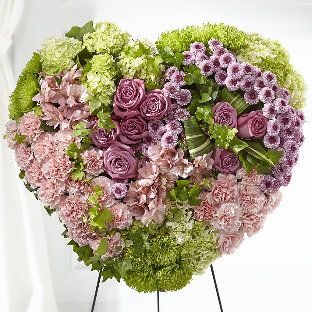 Heartwarming Standing Heart – RANCHVIEW FLORAL & INTERIORS, Overland Park KS