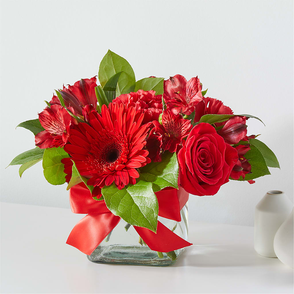 Red Hot Bouquet – RANCHVIEW FLORAL & INTERIORS, Overland Park KS