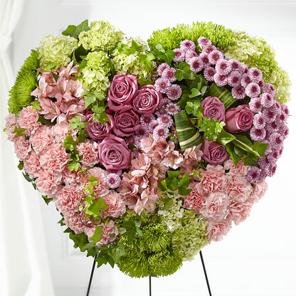 Heartwarming Standing Heart – RANCHVIEW FLORAL & INTERIORS, Overland Park KS