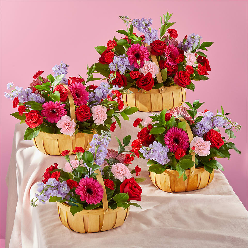 Pink Picnic Basket – RANCHVIEW FLORAL & INTERIORS, Overland Park KS