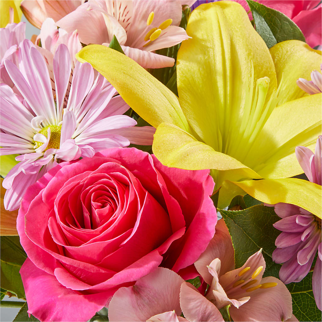 Sprinkles Bouquet – RANCHVIEW FLORAL & INTERIORS, Overland Park KS