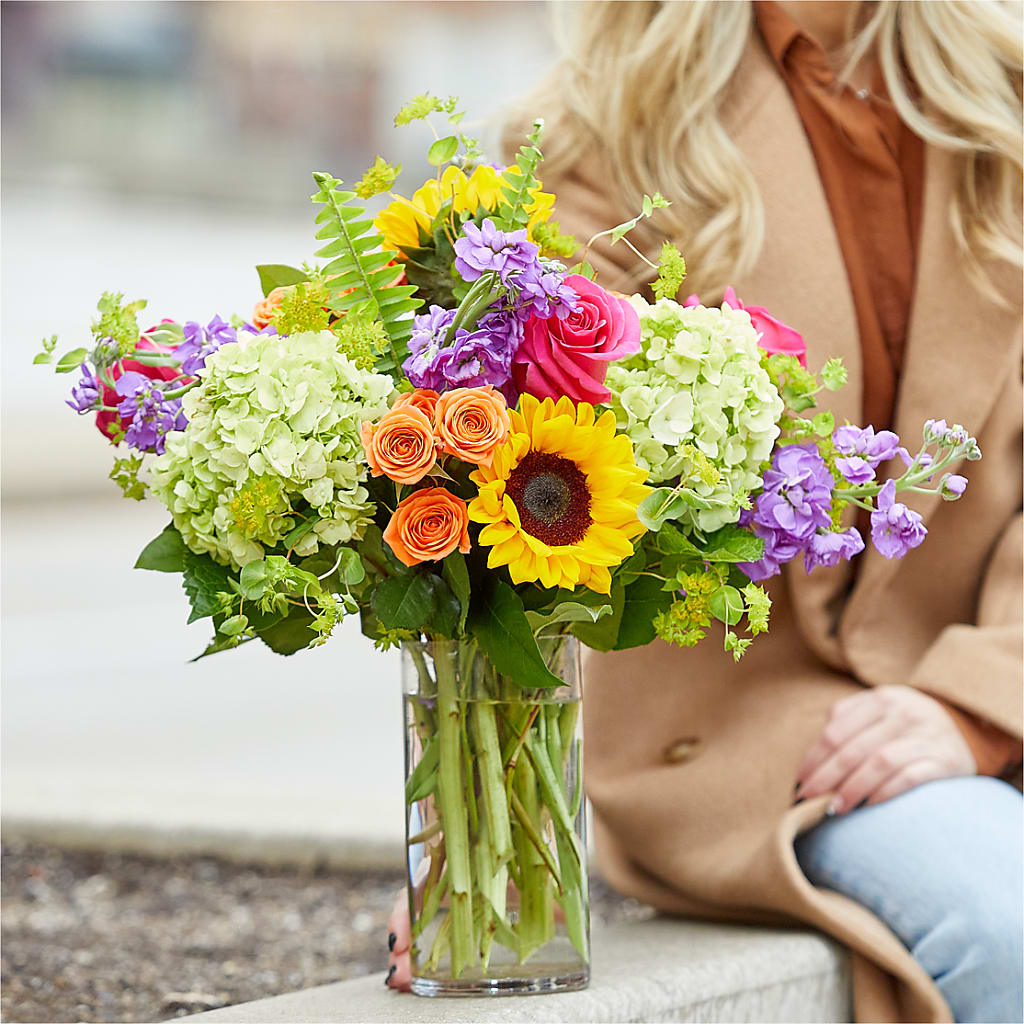 Vibrant Greetings Bouquet – RANCHVIEW FLORAL & INTERIORS, Overland Park KS